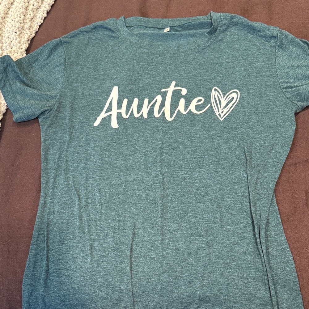 Teal 'Auntie' Shirt- forest green size medium